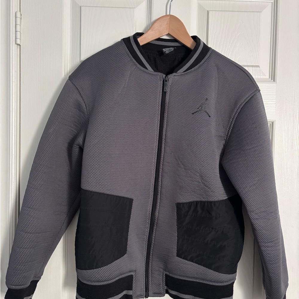 Air Jordan Two-Tone Gray and Black Bomber Fall Jacket Youth XL